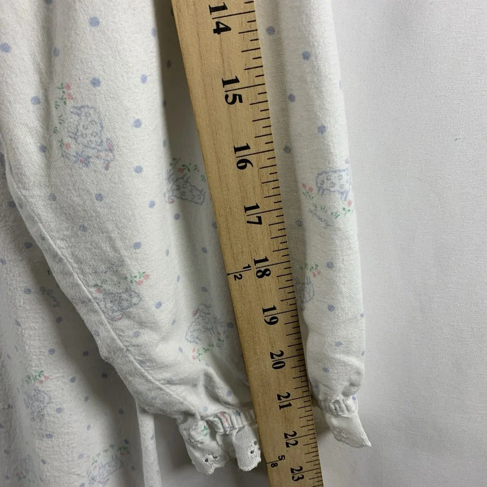 VTG Lanz of Salzburg Flannel Sheep Nightgown Size M Prairie Cottage Lace Trim